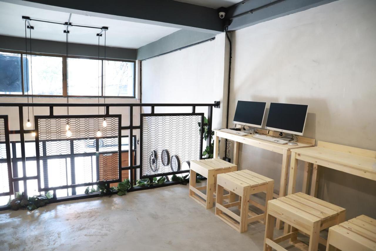 The Cube Hostel Khaosan Бангкок Екстер'єр фото